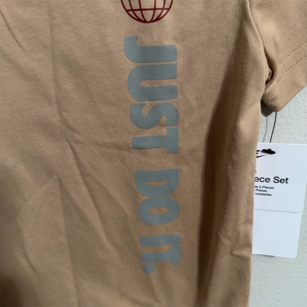 Nike Toddler Boys Just Do It Graphic Tee Tan Beige Size 4T NWT - Picture 4 of 5